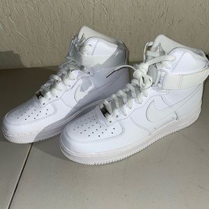 Nike Air Force one high top 07 white size mens 9.5 Brand new never worn!!